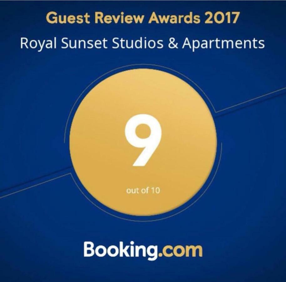 Royal Sunset Studios & Apartments ลิมาซอล ภายนอก รูปภาพ